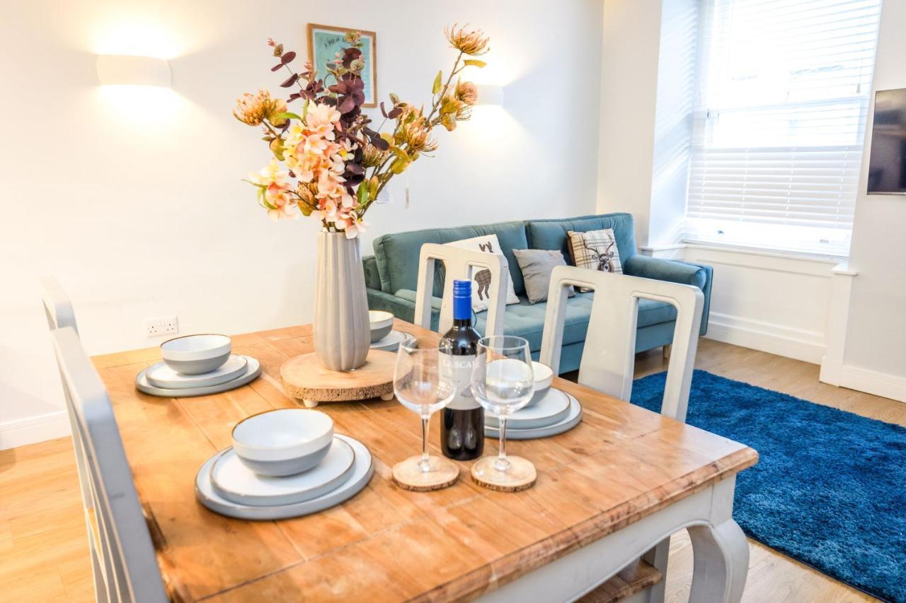 אדינבורו Luxury Modern 3 Bedroom Apartment In City Centre מראה חיצוני תמונה