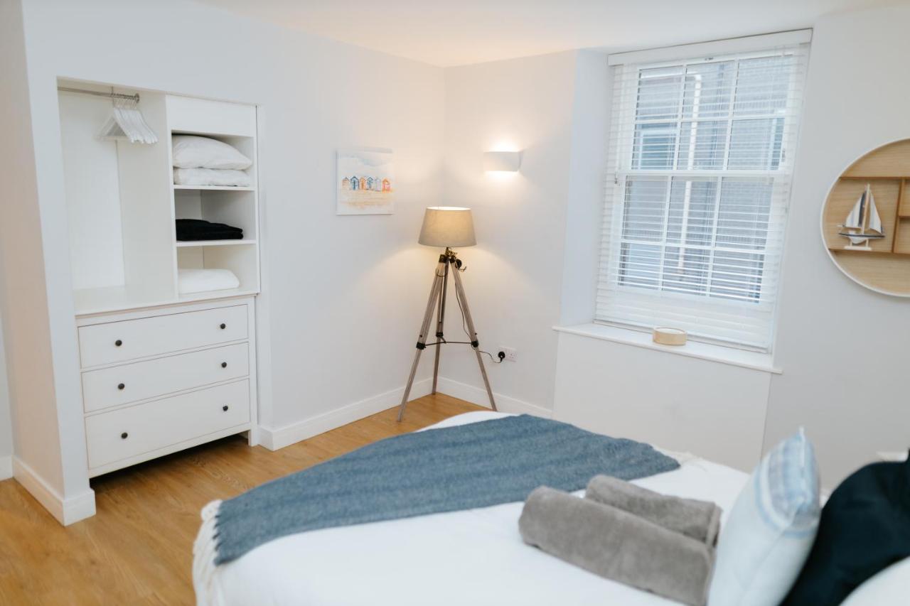 אדינבורו Luxury Modern 3 Bedroom Apartment In City Centre מראה חיצוני תמונה